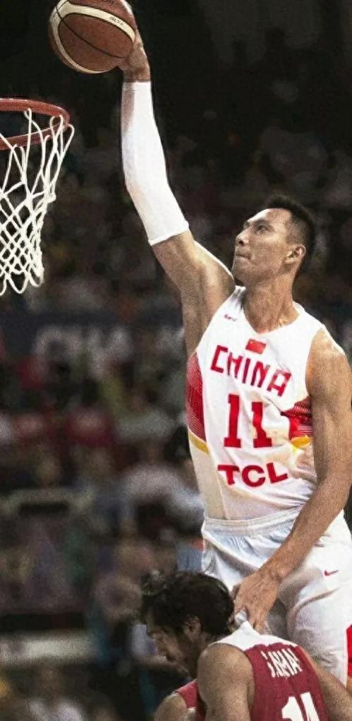 祸害王治郅，逼姚明退役，他凭一己之力让中国篮球倒退二十年(58)