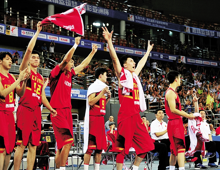 2017年11月23日中国男篮红队VS中国香港全场回放，录像在线观看，全场集锦