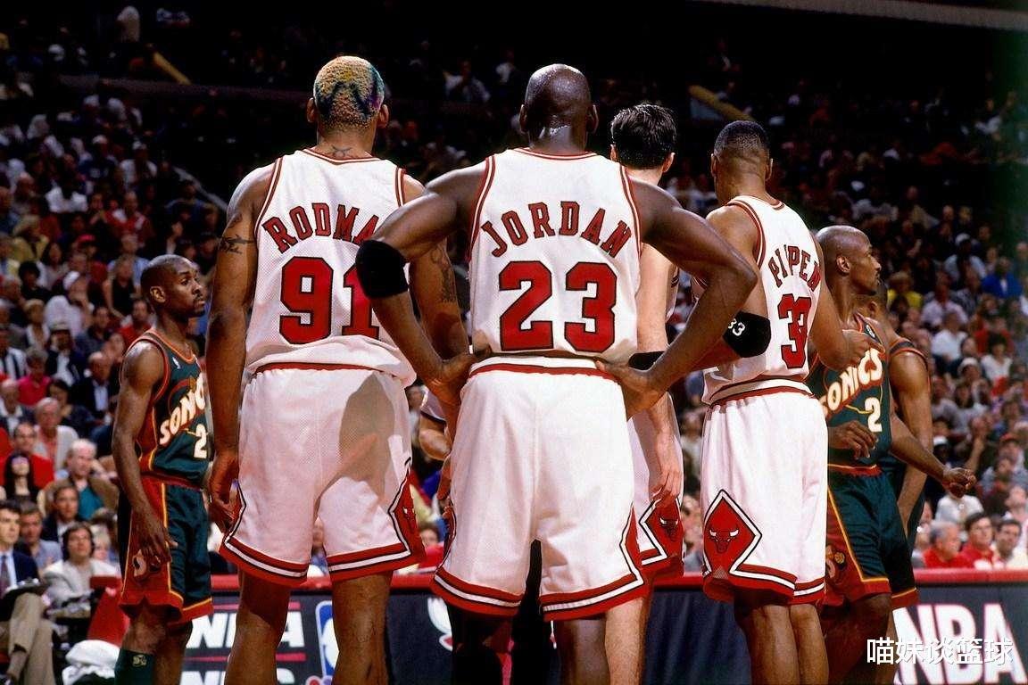 NBA历史上最具统治力的三巨头：勇士三巨头垫底，榜首无人质疑！(6)