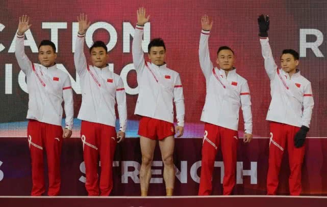突发！中国体操队10人集体退赛，世界冠军：自己做好心态放好(2)