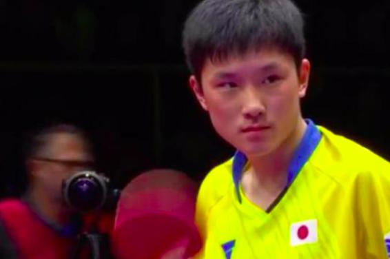 喊不出来！张本智和爆冷一轮游！国乒两位世界冠军横扫对手晋级(1)