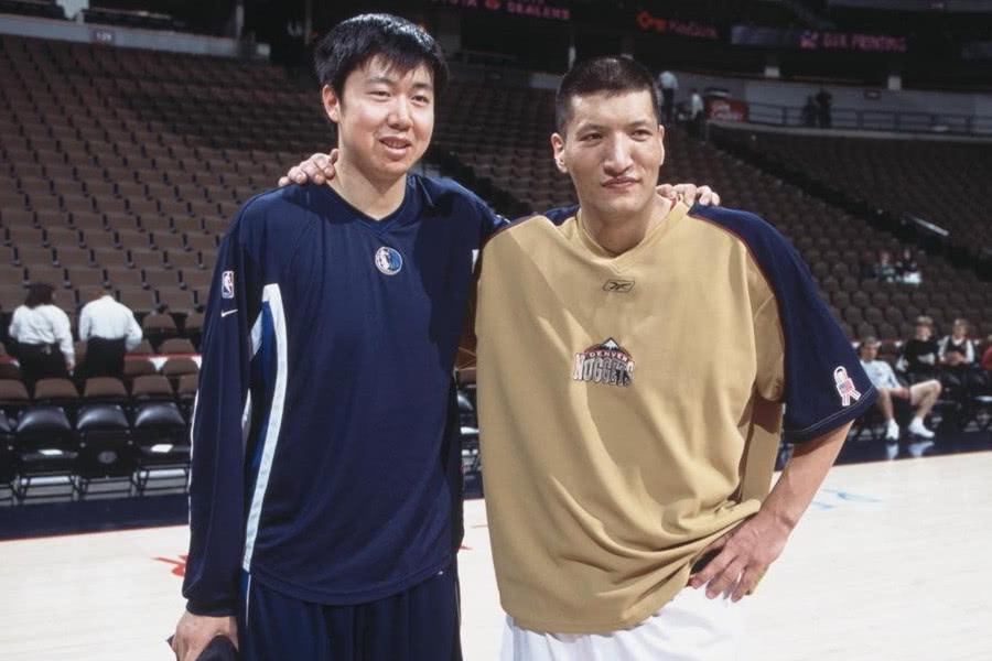 中国男篮第一人，巴特尔夺冠后为何主动离开NBA？网友回答很意外(1)