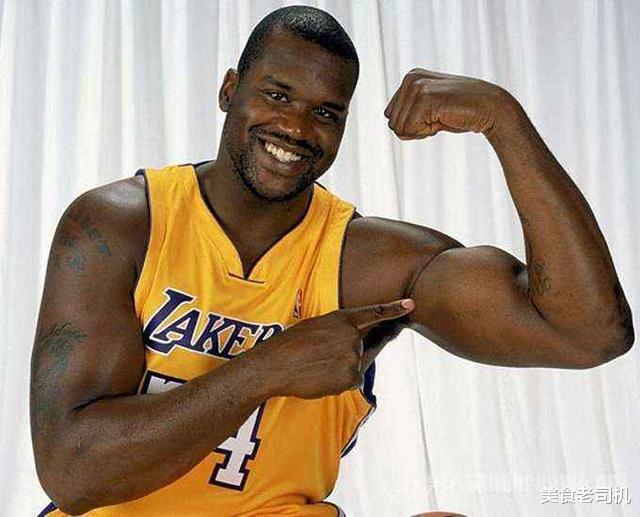 NBA历史10大肌肉男：个个体壮如牛，威猛无比，让人荷尔蒙上升(11)
