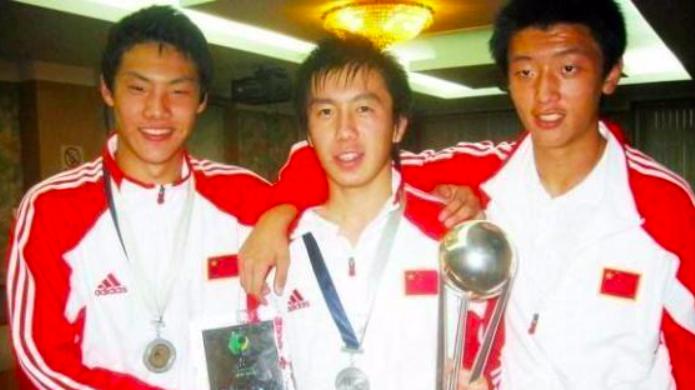 官宣，中国足球又遇死亡之组，15年无缘7届世界杯，里皮也带不动(4)