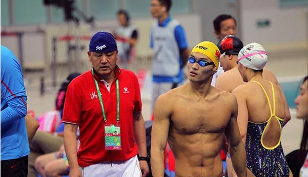 致哀！中国游泳50岁名帅徐国义去世 泳协官方：他立下不朽丰碑(3)