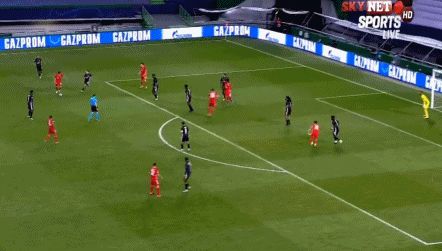 拜仁3-0淘汰大黑马，欧冠决赛对阵巴黎，飞翼2球莱万霸气头槌(11)