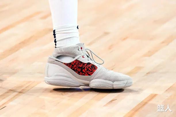 NBA球员上脚：哈雷尔2双锐步战靴，匹克闪现2代新配色(13)
