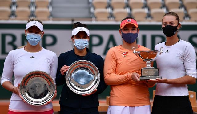 法网女双2连冠！卫冕冠军登顶创5纪录 今年独取2座大满贯冠军(5)