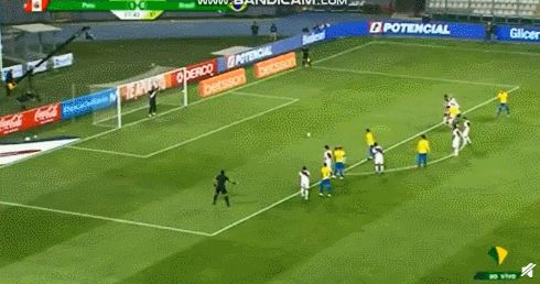 巴西4-2客胜秘鲁，内马尔戴帽＋理查利森破门(4)
