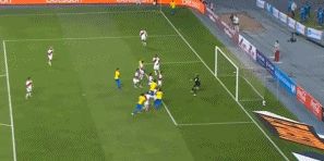 巴西4-2客胜秘鲁，内马尔戴帽＋理查利森破门(6)