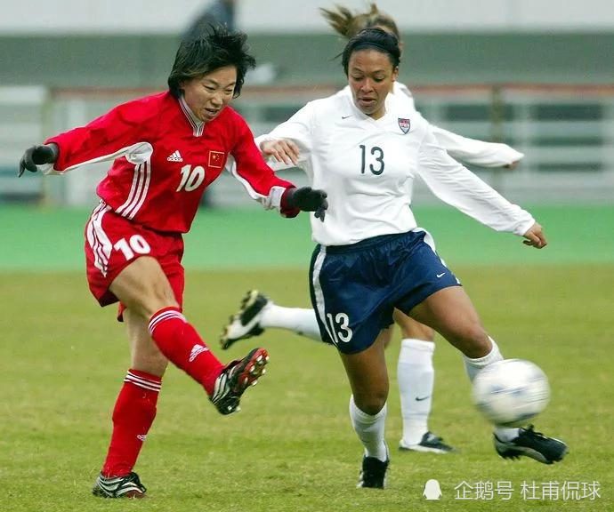 2平1负！中国女足仍不惧世界冠军，韩媒讽刺：拖延时间有创造力(2)