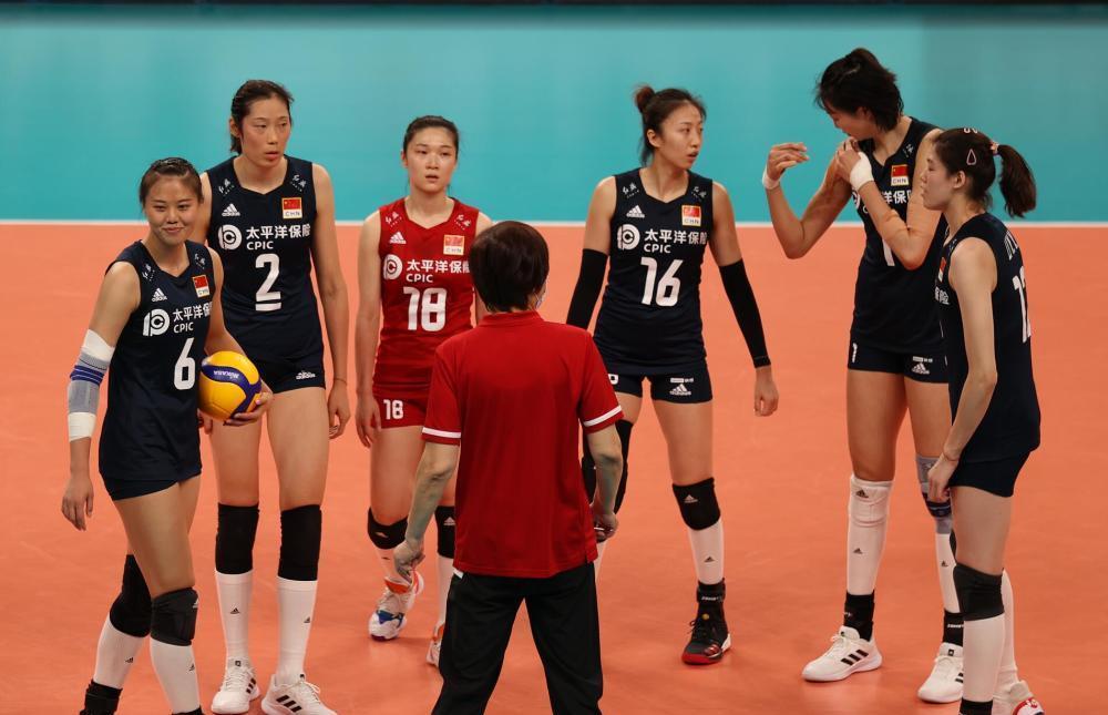 中国女排在东京奥运挑战赛大胜日本女排，为什么不喜反而忧虑？(2)