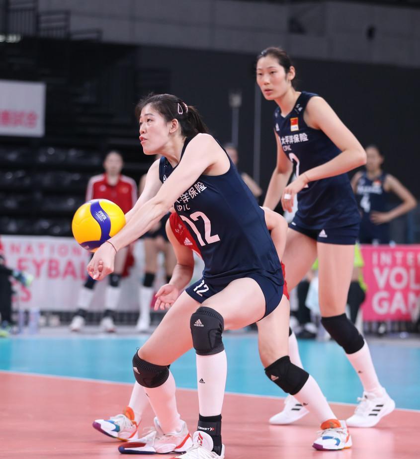 中国女排在东京奥运挑战赛大胜日本女排，为什么不喜反而忧虑？(5)