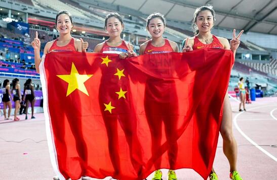 中国女子接力颜值新团首秀 轻松跑出亚洲今年最佳(1)