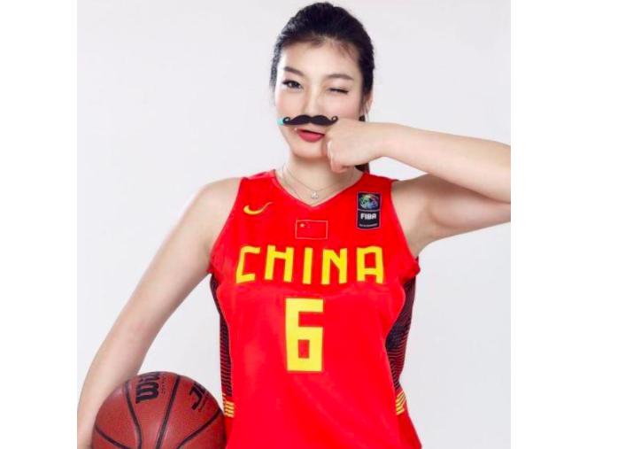 中国女篮官宣奥运名单，260斤刘禹彤拿全国冠军，却意外无缘东京(5)