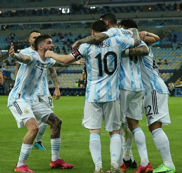梅西带领阿根廷国家队，赢得美洲杯，请感谢贝利(5)
