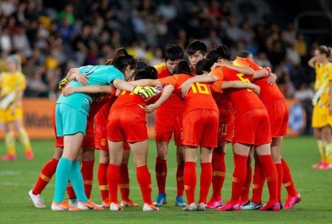 奥运足球来了！最新赔率：中国女足仅排名第9，日韩男足杀入前7(1)