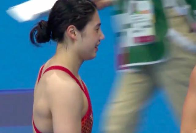 张雨霏遭0.05秒绝杀，中国最后15米丢金牌，加籍华裔弃婴翻盘夺冠(3)