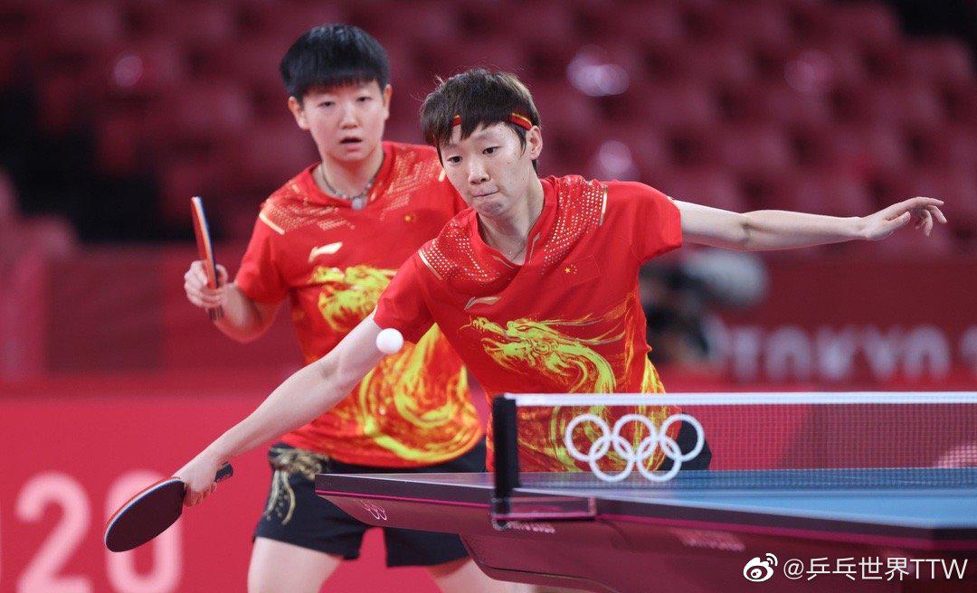 女乒新三剑客闪耀奥运会，全是伊藤克星，对手被横扫找中国队合影(3)