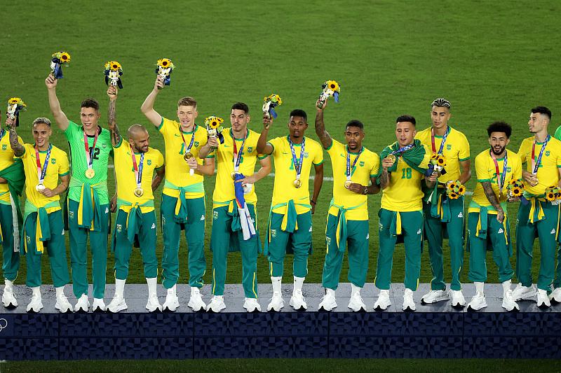 双标！巴西奥运队夺金不穿中国领奖服，福原爱感谢中国粉丝被网暴(2)