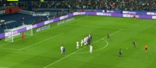 法甲-巴黎2-1里昂，内马尔造点伊卡尔迪绝杀(2)