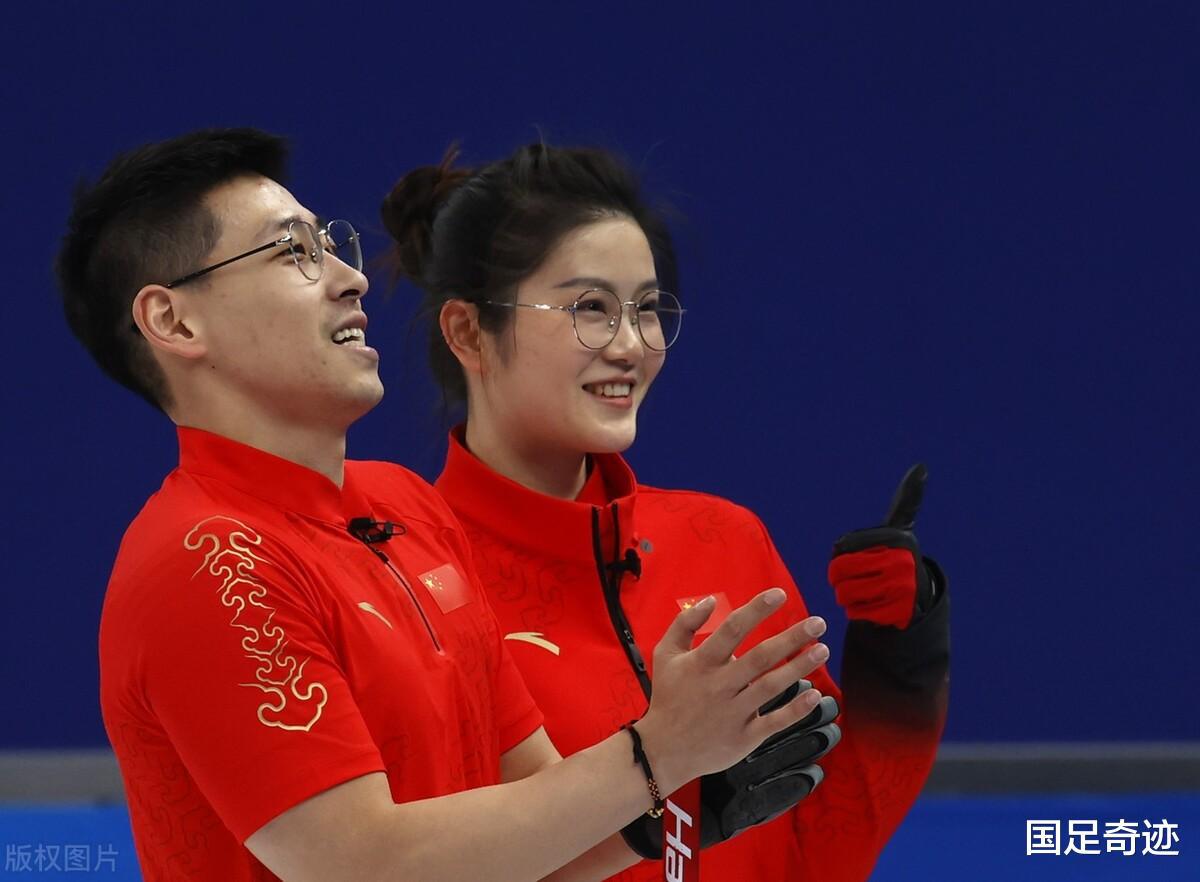 7比6，绝杀！中国高颜值组合创奇迹力挫世界冠军，搭档不到3个月(1)