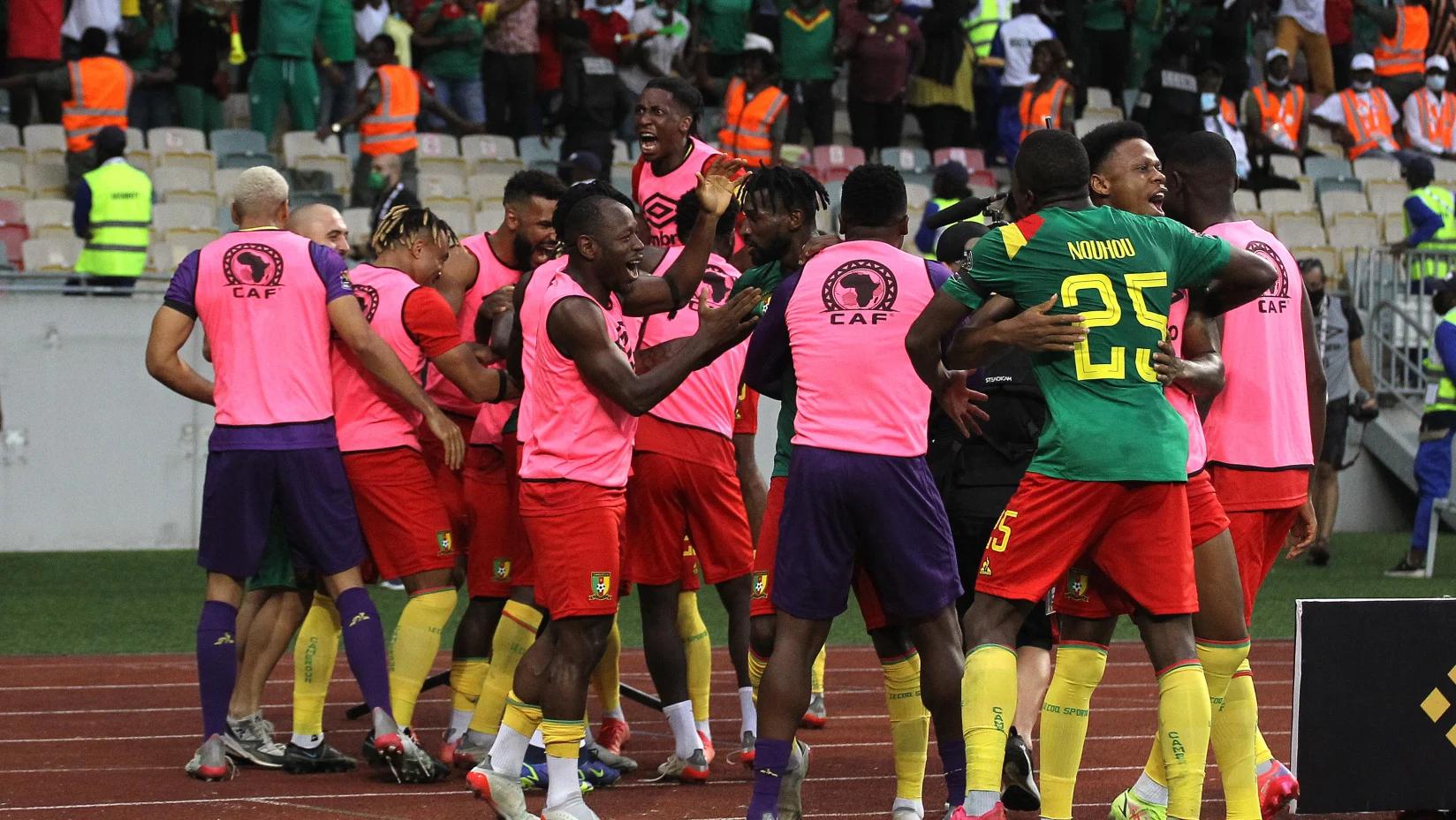 宋公布“非洲雄狮”喀麦隆队世界杯预选赛对阿尔及利亚队38人集训名单(3)