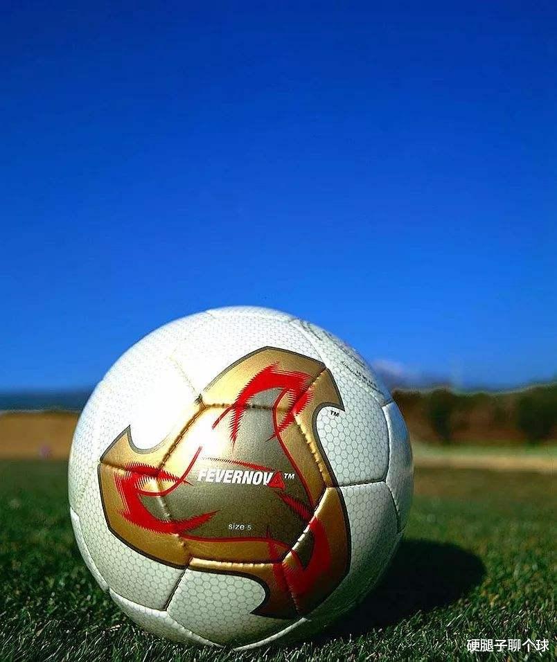 卡塔尔世界杯官方用球公布，回顾历届世界杯用球，你最喜欢哪一款(11)