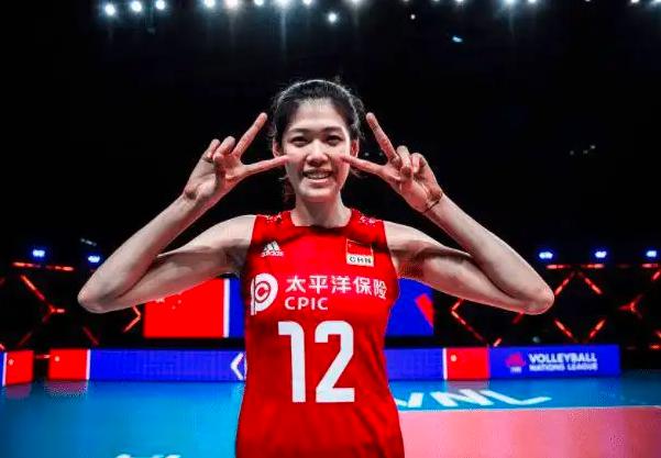 国家联赛十大关注新星 中国女排主攻手李盈莹在列(1)
