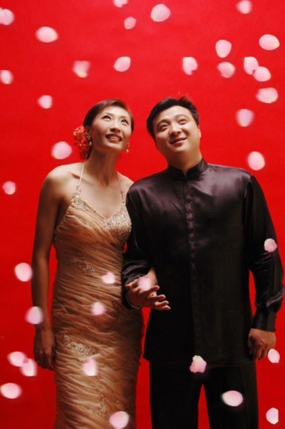 张宁与于洋离婚14年：她再婚37岁做妈妈，他的人生现状怎样？(13)