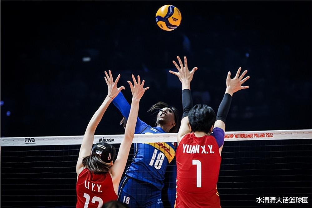 中国女排对意大利1/4决赛，三个细节“到位”，有望爆冷晋级(3)