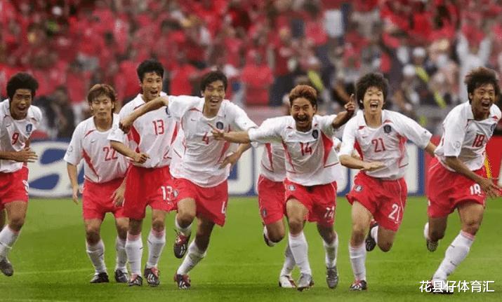 卡塔尔0-2惨败，韩媒嘲讽买不来足球历史文化，球迷：02年买到了(2)