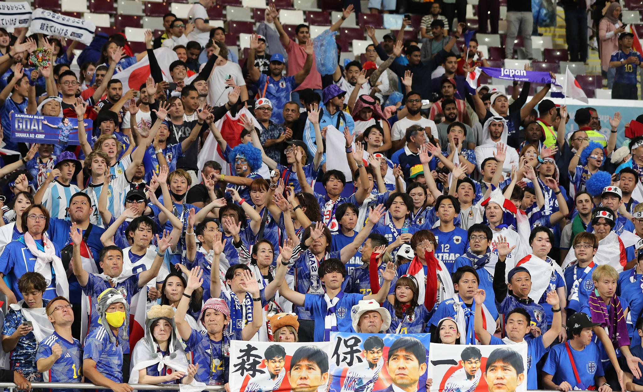 日本队比韩国队更厉害！日本7战世界杯4次出线，韩国11战3次出线(4)