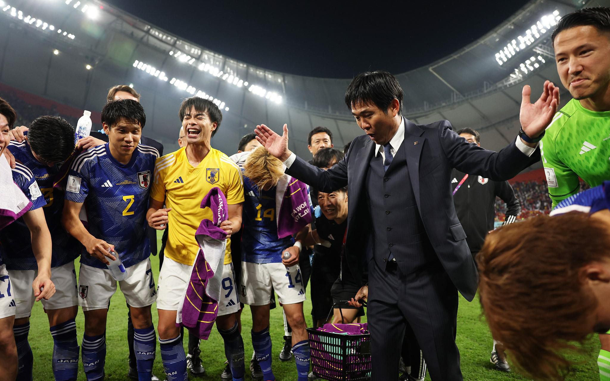 日本队比韩国队更厉害！日本7战世界杯4次出线，韩国11战3次出线(5)