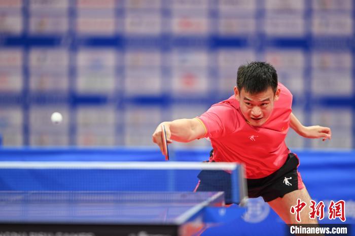 （成都大运会）中国队摘乒乓球混双金银牌 “出钱一丁”组合夺冠(2)