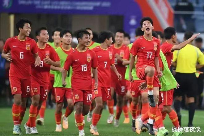 时隔13年中国足球再夺冠！有球迷无法接受，赢二队不是真本事！(9)