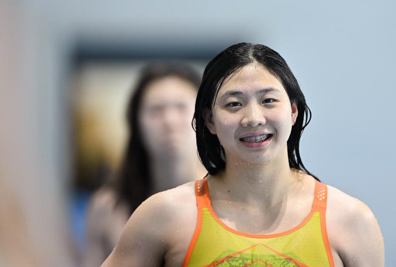 就在刚刚，19岁上海长宁姑娘唐钱婷游进30秒，夺得亚运女子50米蛙泳冠军(3)