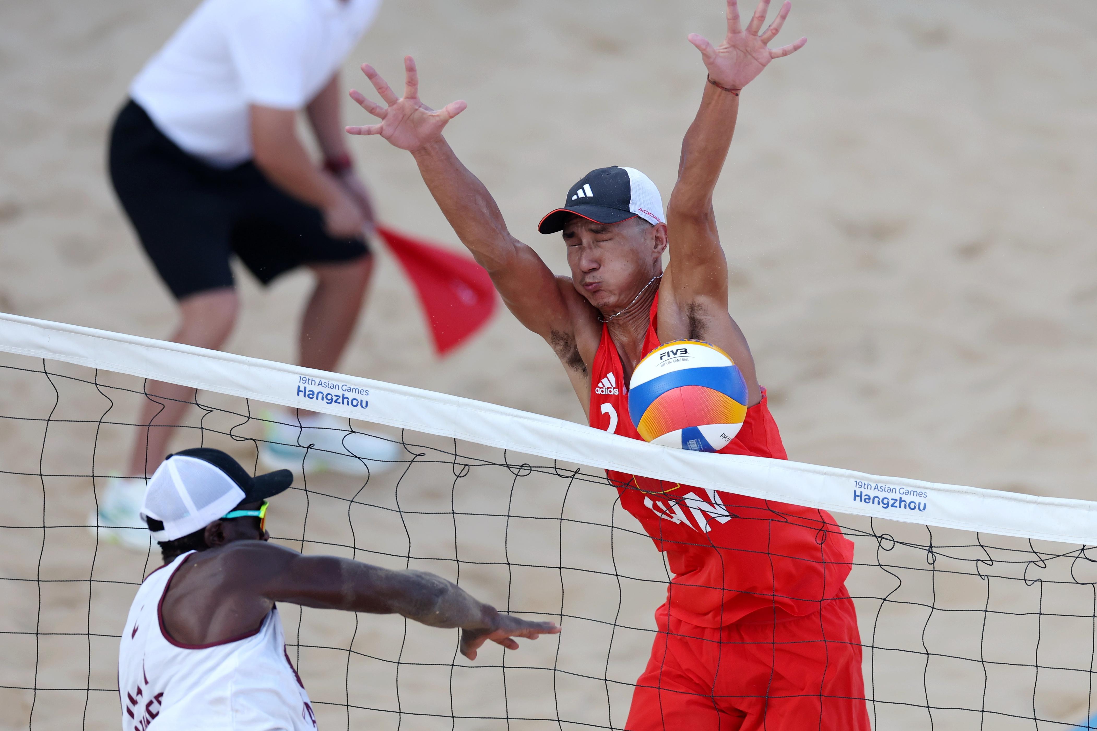 沙滩排球——男子金牌赛：中国组合获亚军(7)