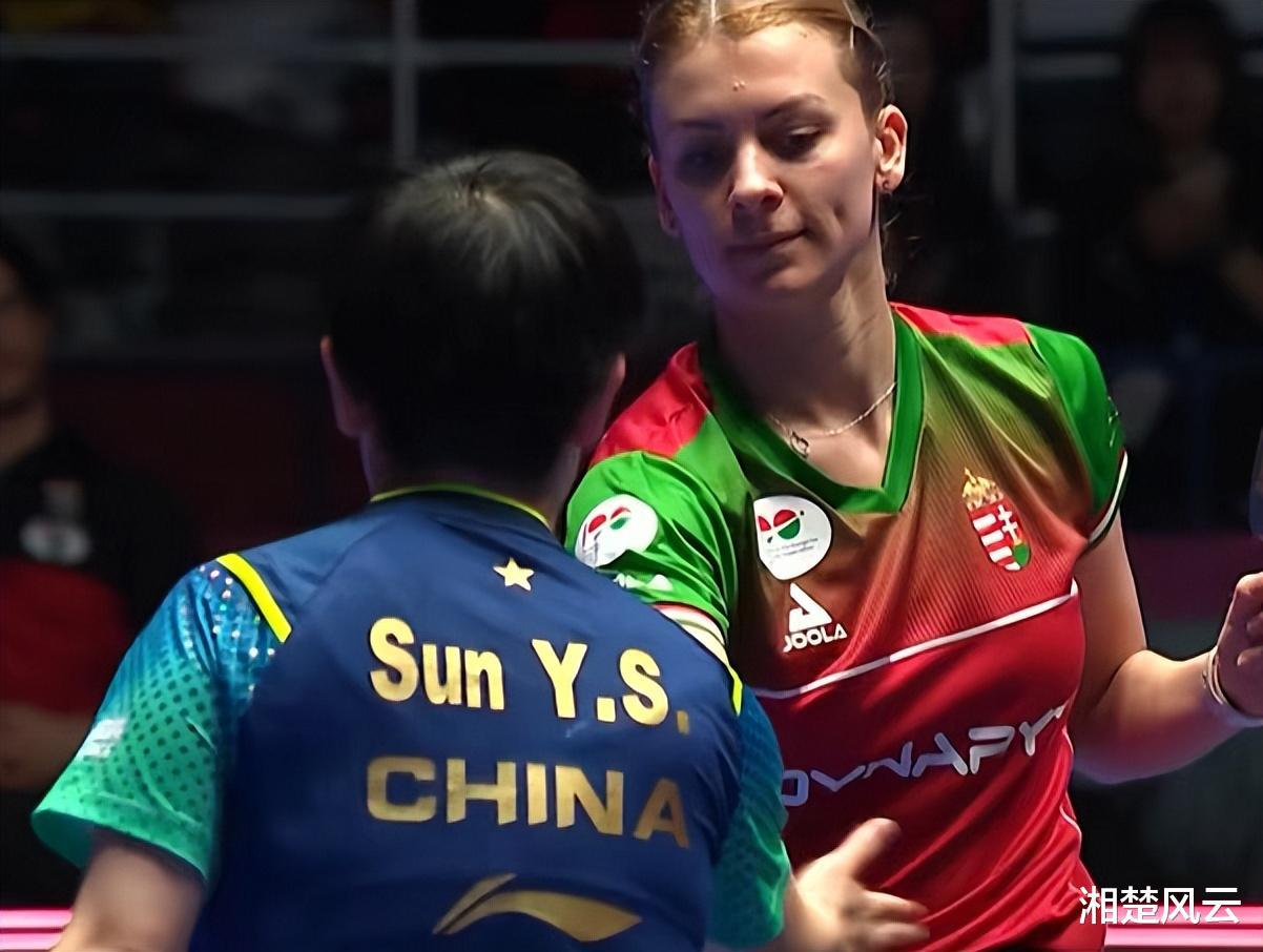 教学赛！中国女乒3-0横扫匈牙利队，莎莎轰两个11：2，对手钦佩(5)