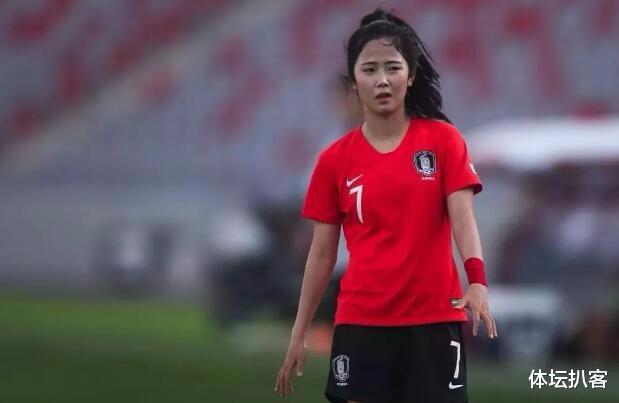 韩球迷歧视中国女足！韩媒：期待淘汰中国队，创造24年伟大纪录(2)