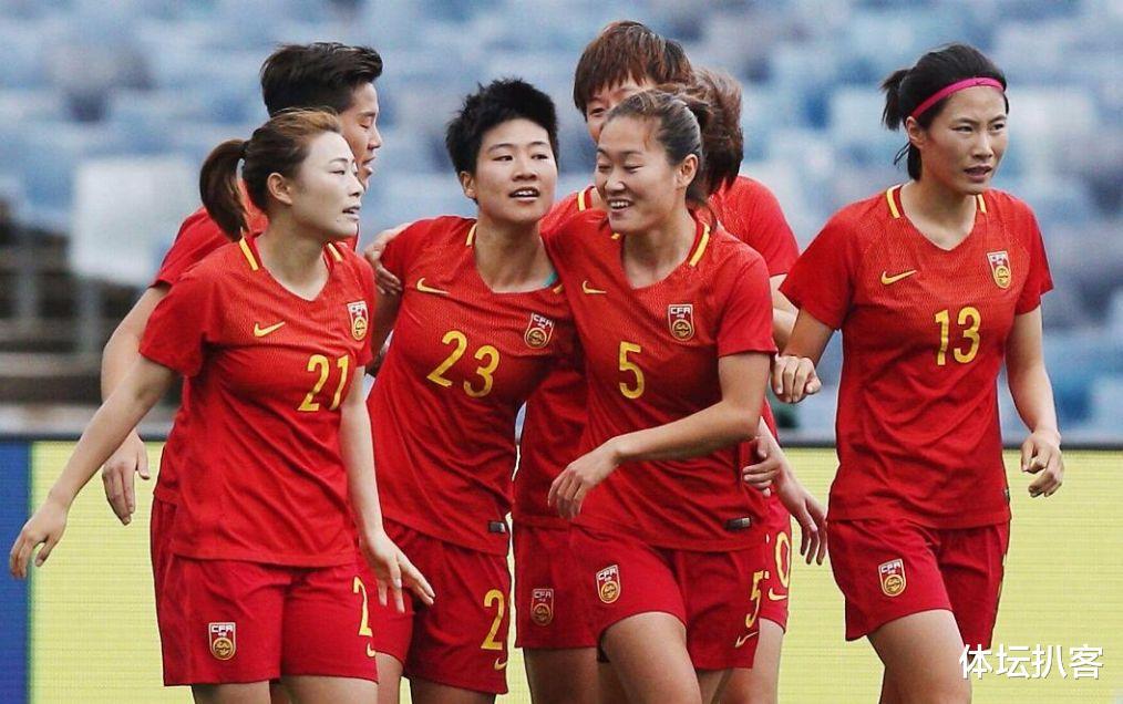 韩球迷歧视中国女足！韩媒：期待淘汰中国队，创造24年伟大纪录(5)