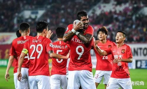 深夜2点！中国足球传来重磅消息：中超将迎来巨变，国足成大赢家(5)