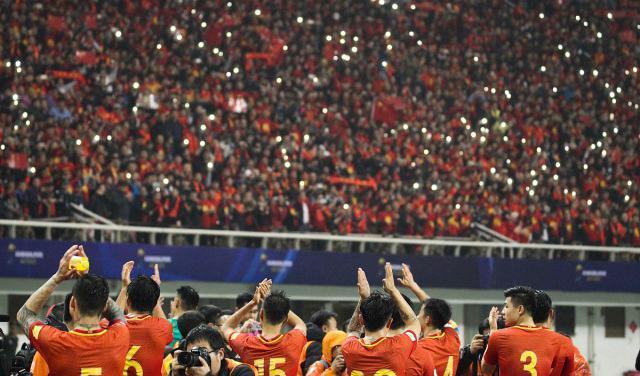 中国足球俱乐部靠什么赚钱？他们赚得多还是赔得多？(4)