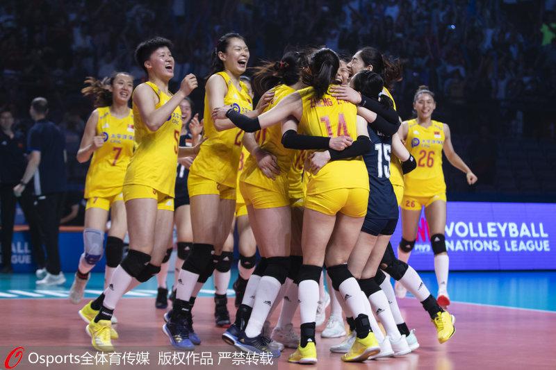 中超女排季军赛 中国女排3—1战胜土耳其(7)