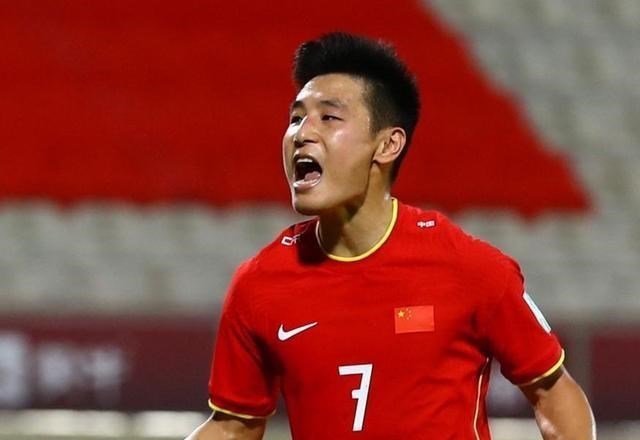 亚足联：韩国裁判金希坤判罚的点球 给国足打开了胜利之门(4)