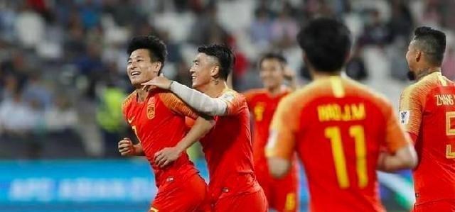 12强小组第三场比赛，阿兰+埃克森+武磊，能不能攻破越南队球门？(6)
