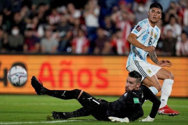 阿根廷对巴拉圭机会无数却无缘进球，幸保23场不败(1)