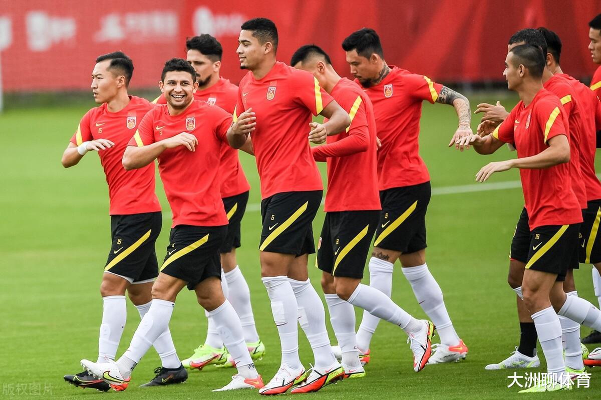 早上8点！中国足协高层又有“搞笑”的表态：国足世界杯很困难了(3)