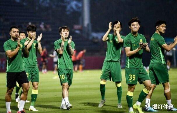 中国足球遭打击！亚冠名额减少，中超辉煌不再，进世界杯希望渺茫(1)