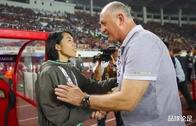 竞聘失利，香港美女教练有了新工作，曾率男足与斯科拉里亚冠争雄(9)